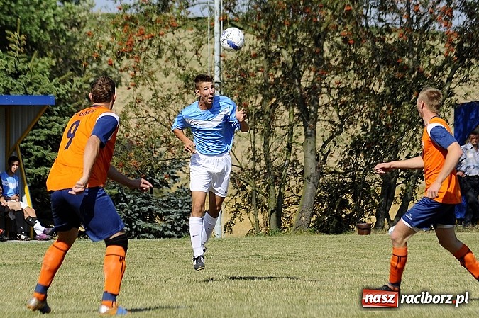 Zdjęcie w galerii na portalu naszraciborz.pl: A klasa: Remis w hitowym pojedynku wiadomości z regionu