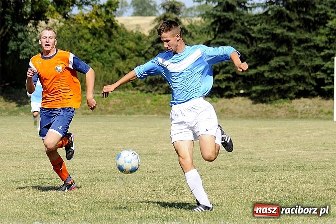 Zdjęcie w galerii na portalu naszraciborz.pl: A klasa: Remis w hitowym pojedynku wiadomości z regionu