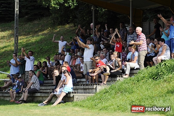 Zdjęcie w galerii na portalu naszraciborz.pl: A klasa: Remis w hitowym pojedynku wiadomości z regionu