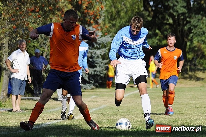 Zdjęcie w galerii na portalu naszraciborz.pl: A klasa: Remis w hitowym pojedynku wiadomości z regionu