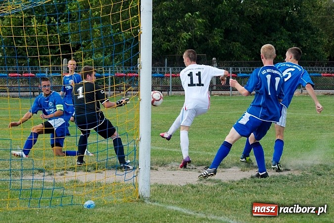 Zdjęcie w galerii na portalu naszraciborz.pl: ŚLJ: Górnik Zabrze rozgromił Krzyżanowice wiadomości z regionu