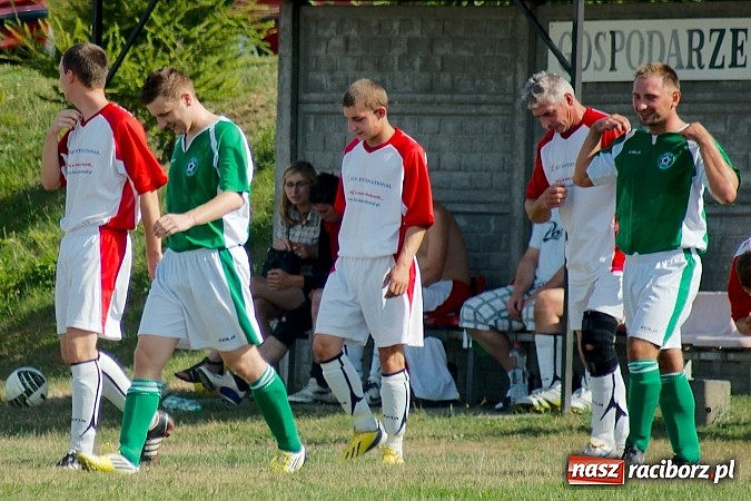 Zdjęcie w galerii na portalu naszraciborz.pl: C klasa: Derby z dreszczykiem. 