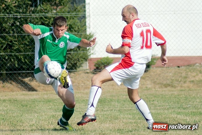 Zdjęcie w galerii na portalu naszraciborz.pl: C klasa: Derby z dreszczykiem. 