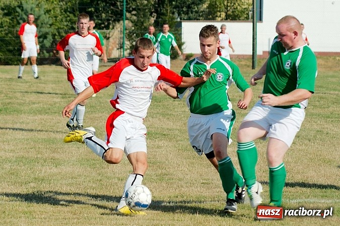 Zdjęcie w galerii na portalu naszraciborz.pl: C klasa: Derby z dreszczykiem. 
