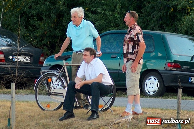 Zdjęcie w galerii na portalu naszraciborz.pl: C klasa: Derby z dreszczykiem. 