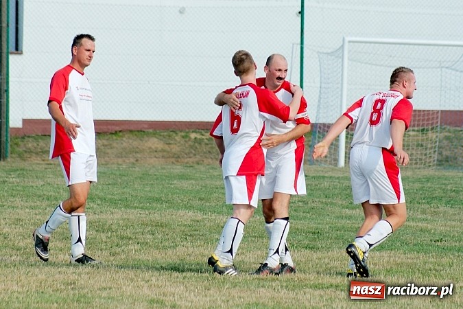 Zdjęcie w galerii na portalu naszraciborz.pl: C klasa: Derby z dreszczykiem. 