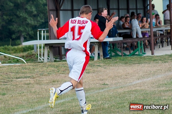 Zdjęcie w galerii na portalu naszraciborz.pl: C klasa: Derby z dreszczykiem. 