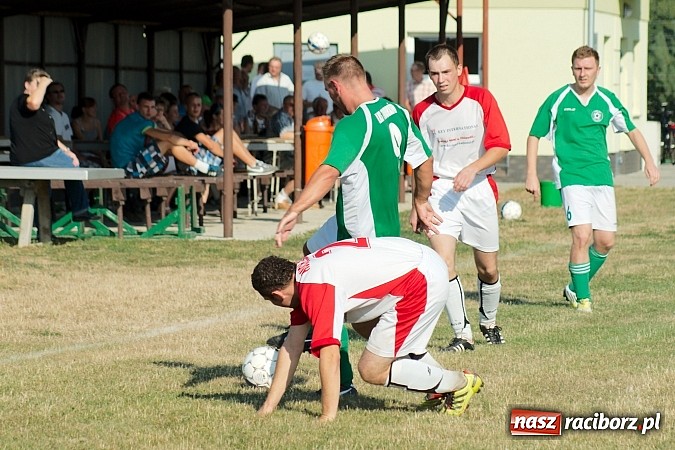 Zdjęcie w galerii na portalu naszraciborz.pl: C klasa: Derby z dreszczykiem. 