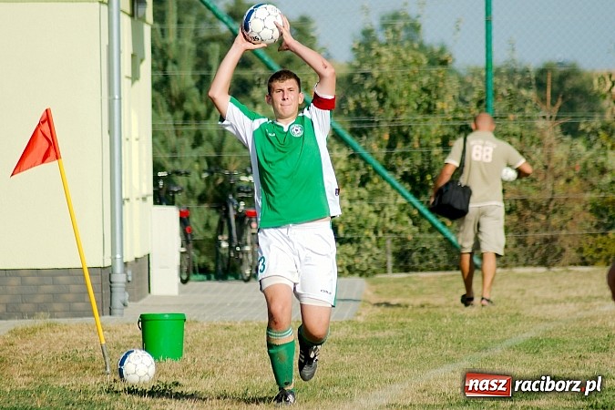 Zdjęcie w galerii na portalu naszraciborz.pl: C klasa: Derby z dreszczykiem. 