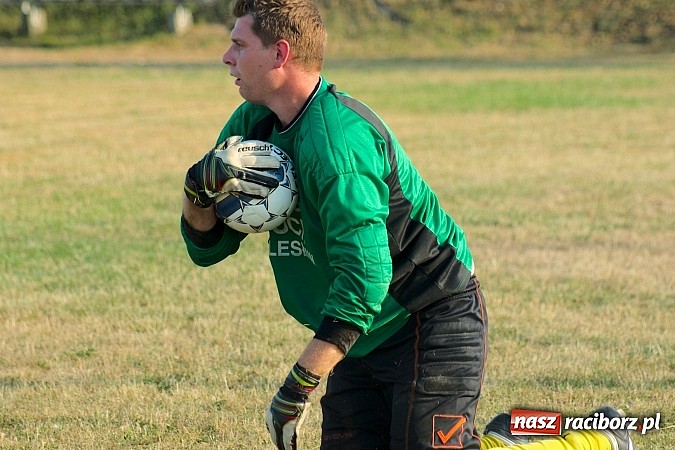 Zdjęcie w galerii na portalu naszraciborz.pl: C klasa: Derby z dreszczykiem. 