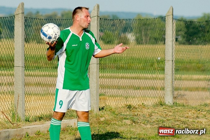 Zdjęcie w galerii na portalu naszraciborz.pl: C klasa: Derby z dreszczykiem. 