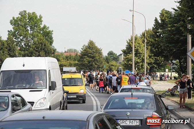 Zdjęcie w galerii na portalu naszraciborz.pl: Pielgrzymi z powiatu raciborskiego już na trasie wiadomości z regionu