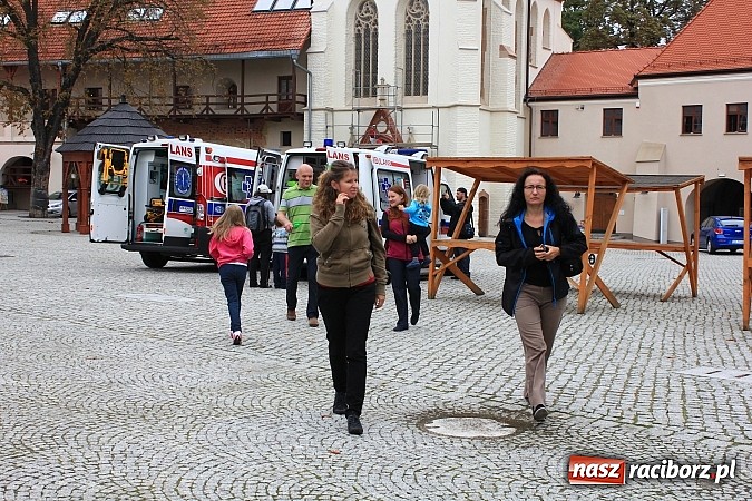 Zdjęcie w galerii na portalu naszraciborz.pl: Zamkowe zuchy na spotkaniu z ratownikami medycznymi wiadomości z regionu