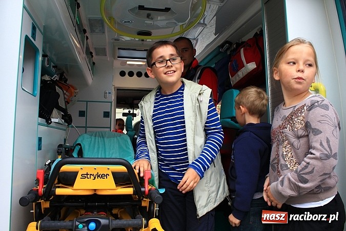 Zdjęcie w galerii na portalu naszraciborz.pl: Zamkowe zuchy na spotkaniu z ratownikami medycznymi wiadomości z regionu