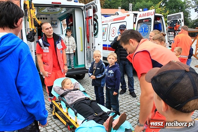 Zdjęcie w galerii na portalu naszraciborz.pl: Zamkowe zuchy na spotkaniu z ratownikami medycznymi wiadomości z regionu