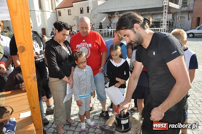 Zdjęcie w galerii na portalu naszraciborz.pl: Król Jan III Sobieski wjechał dziś na zamek wiadomości z regionu