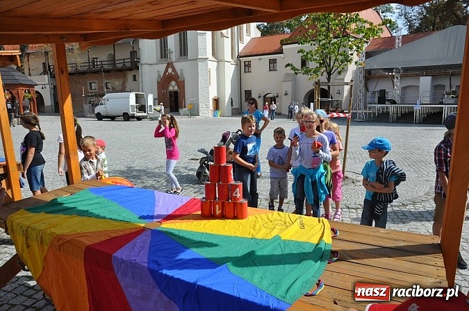 Zdjęcie w galerii na portalu naszraciborz.pl: Król Jan III Sobieski wjechał dziś na zamek wiadomości z regionu