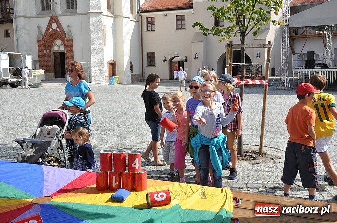 Zdjęcie w galerii na portalu naszraciborz.pl: Król Jan III Sobieski wjechał dziś na zamek wiadomości z regionu
