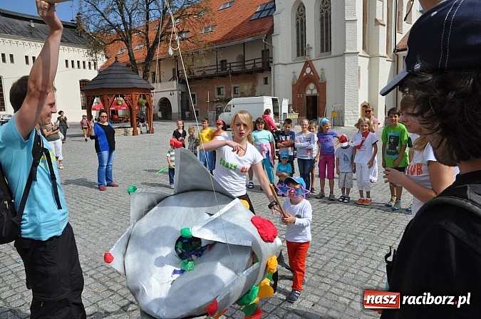 Zdjęcie w galerii na portalu naszraciborz.pl: Król Jan III Sobieski wjechał dziś na zamek wiadomości z regionu