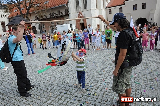 Zdjęcie w galerii na portalu naszraciborz.pl: Król Jan III Sobieski wjechał dziś na zamek wiadomości z regionu
