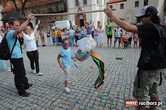 Zdjęcie w galerii na portalu naszraciborz.pl: Król Jan III Sobieski wjechał dziś na zamek wiadomości z regionu