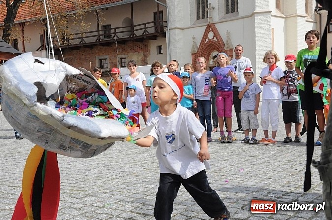 Zdjęcie w galerii na portalu naszraciborz.pl: Król Jan III Sobieski wjechał dziś na zamek wiadomości z regionu