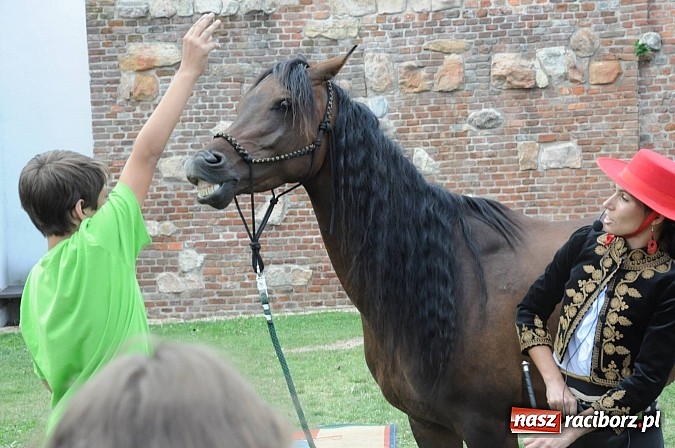 Zdjęcie w galerii na portalu naszraciborz.pl: Król Jan III Sobieski wjechał dziś na zamek wiadomości z regionu