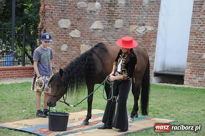 Zdjęcie w galerii na portalu naszraciborz.pl: Król Jan III Sobieski wjechał dziś na zamek wiadomości z regionu