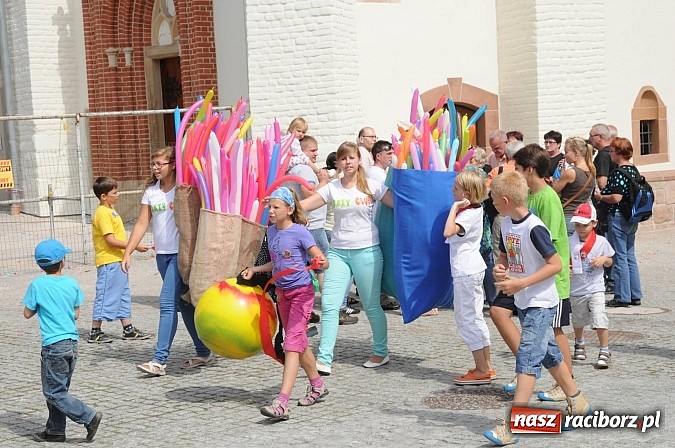 Zdjęcie w galerii na portalu naszraciborz.pl: Król Jan III Sobieski wjechał dziś na zamek wiadomości z regionu