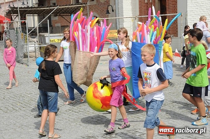 Zdjęcie w galerii na portalu naszraciborz.pl: Król Jan III Sobieski wjechał dziś na zamek wiadomości z regionu