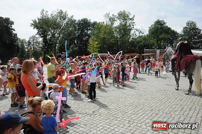 Zdjęcie w galerii na portalu naszraciborz.pl: Król Jan III Sobieski wjechał dziś na zamek wiadomości z regionu