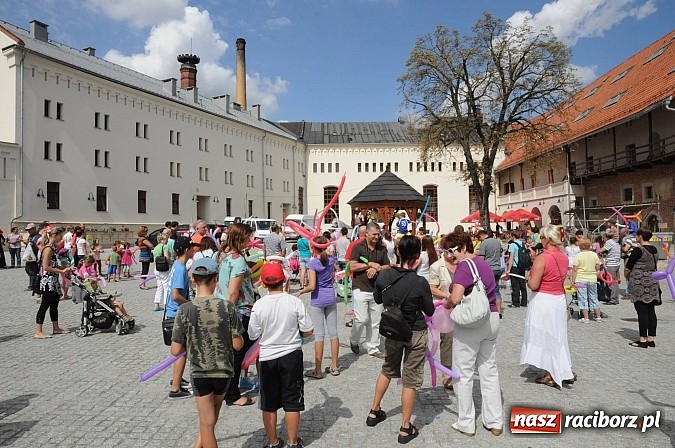 Zdjęcie w galerii na portalu naszraciborz.pl: Król Jan III Sobieski wjechał dziś na zamek wiadomości z regionu