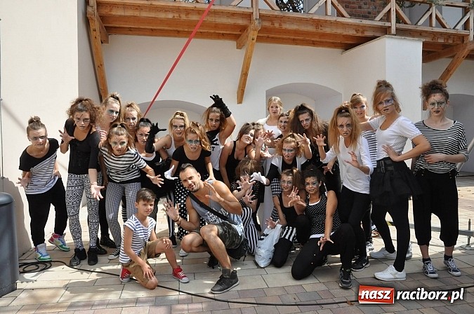 Zdjęcie w galerii na portalu naszraciborz.pl: Król Jan III Sobieski wjechał dziś na zamek wiadomości z regionu