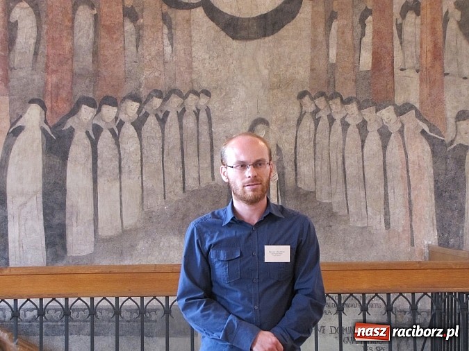 Zdjęcie w galerii na portalu naszraciborz.pl: Portrety jeńców w raciborskim muzeum wiadomości z regionu