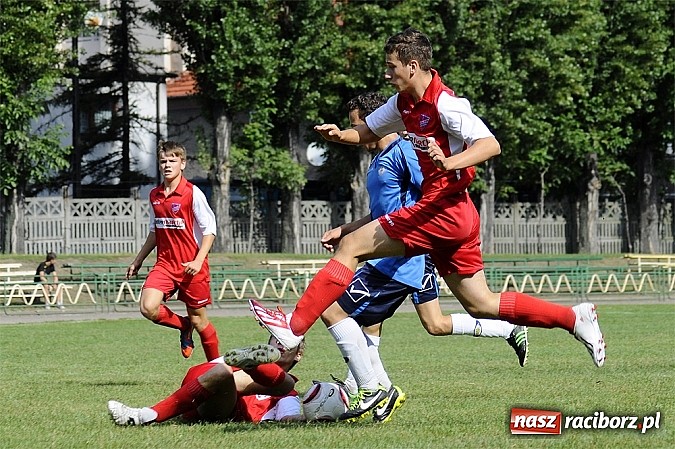 Zdjęcie w galerii na portalu naszraciborz.pl: Ikar przegrał z Rakowem wiadomości z regionu