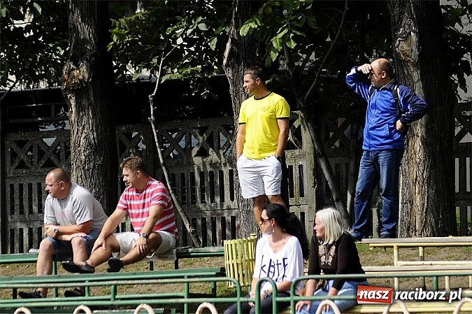 Zdjęcie w galerii na portalu naszraciborz.pl: Ikar przegrał z Rakowem wiadomości z regionu