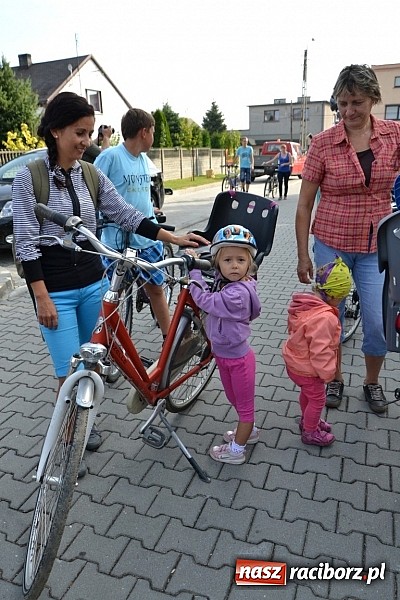 Zdjęcie w galerii na portalu naszraciborz.pl: Z Tworkowa do Roszkowa, czyli kolejny rajd Utexu i Gminy Krzyżanowice wiadomości z regionu
