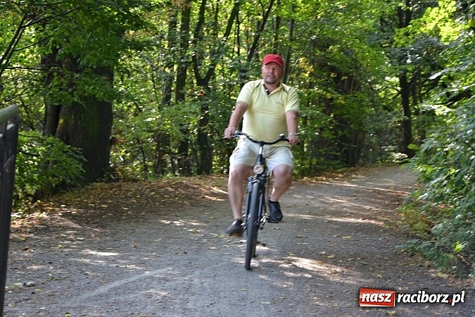 Zdjęcie w galerii na portalu naszraciborz.pl: Z Tworkowa do Roszkowa, czyli kolejny rajd Utexu i Gminy Krzyżanowice wiadomości z regionu