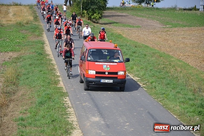 Zdjęcie w galerii na portalu naszraciborz.pl: Z Tworkowa do Roszkowa, czyli kolejny rajd Utexu i Gminy Krzyżanowice wiadomości z regionu