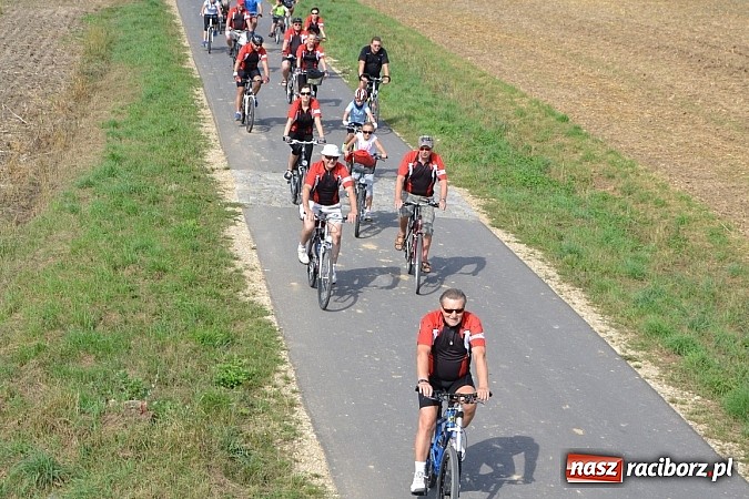 Zdjęcie w galerii na portalu naszraciborz.pl: Z Tworkowa do Roszkowa, czyli kolejny rajd Utexu i Gminy Krzyżanowice wiadomości z regionu