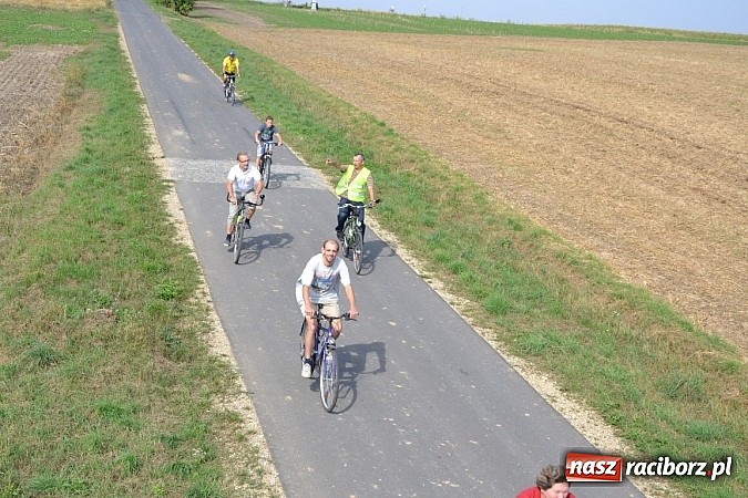 Zdjęcie w galerii na portalu naszraciborz.pl: Z Tworkowa do Roszkowa, czyli kolejny rajd Utexu i Gminy Krzyżanowice wiadomości z regionu