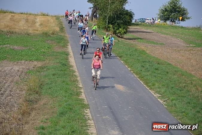 Zdjęcie w galerii na portalu naszraciborz.pl: Z Tworkowa do Roszkowa, czyli kolejny rajd Utexu i Gminy Krzyżanowice wiadomości z regionu