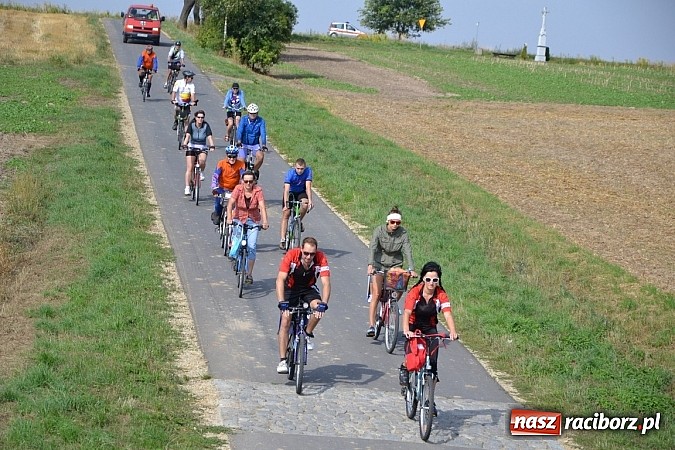 Zdjęcie w galerii na portalu naszraciborz.pl: Z Tworkowa do Roszkowa, czyli kolejny rajd Utexu i Gminy Krzyżanowice wiadomości z regionu