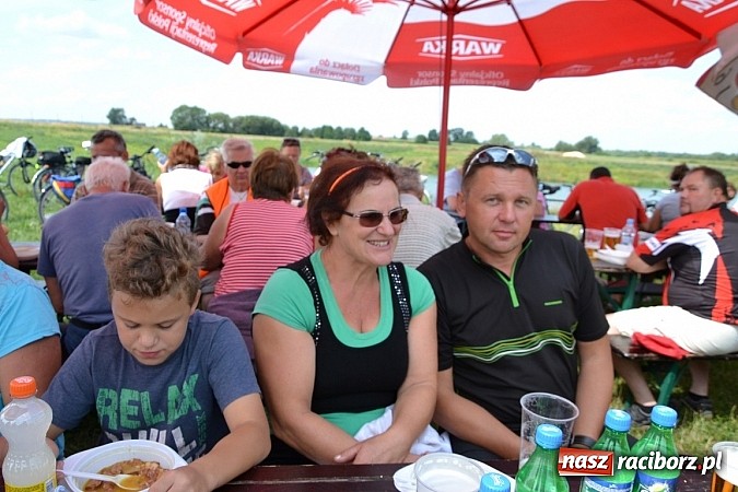 Zdjęcie w galerii na portalu naszraciborz.pl: Z Tworkowa do Roszkowa, czyli kolejny rajd Utexu i Gminy Krzyżanowice wiadomości z regionu