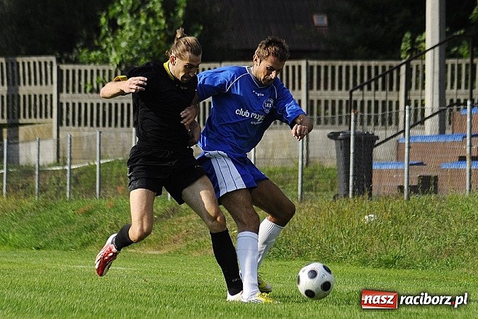Zdjęcie w galerii na portalu naszraciborz.pl: Cztery bramki Frydryka pogrążyły Krzyżanowice wiadomości z regionu