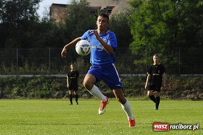 Zdjęcie w galerii na portalu naszraciborz.pl: Cztery bramki Frydryka pogrążyły Krzyżanowice wiadomości z regionu