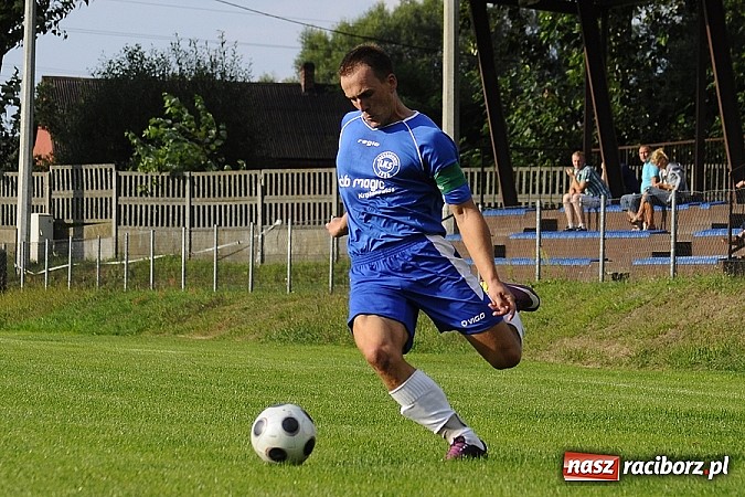 Zdjęcie w galerii na portalu naszraciborz.pl: Cztery bramki Frydryka pogrążyły Krzyżanowice wiadomości z regionu