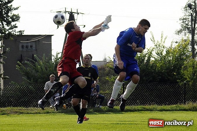 Zdjęcie w galerii na portalu naszraciborz.pl: Cztery bramki Frydryka pogrążyły Krzyżanowice wiadomości z regionu