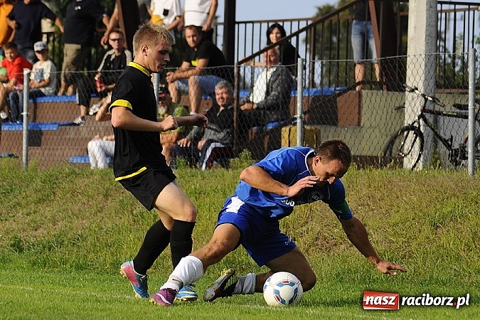Zdjęcie w galerii na portalu naszraciborz.pl: Cztery bramki Frydryka pogrążyły Krzyżanowice wiadomości z regionu