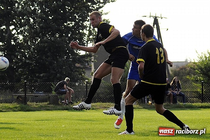 Zdjęcie w galerii na portalu naszraciborz.pl: Cztery bramki Frydryka pogrążyły Krzyżanowice wiadomości z regionu